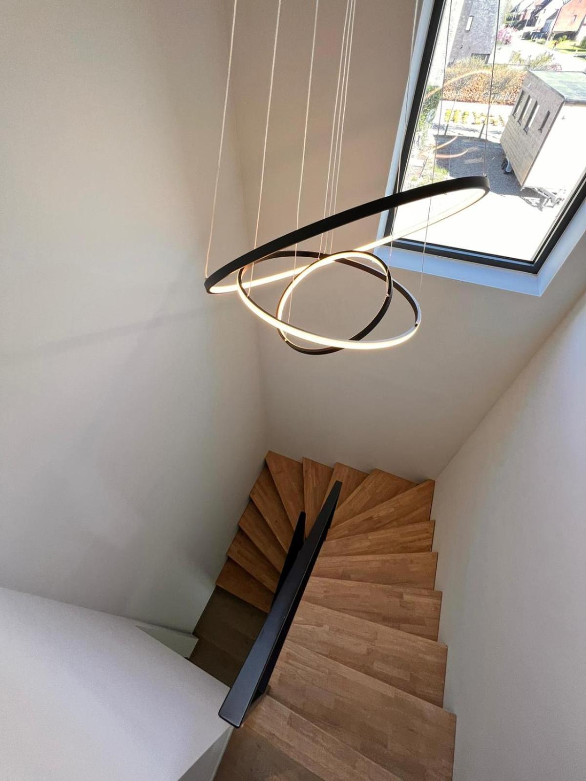 Inova Guesthouse Хасселт Экстерьер фото